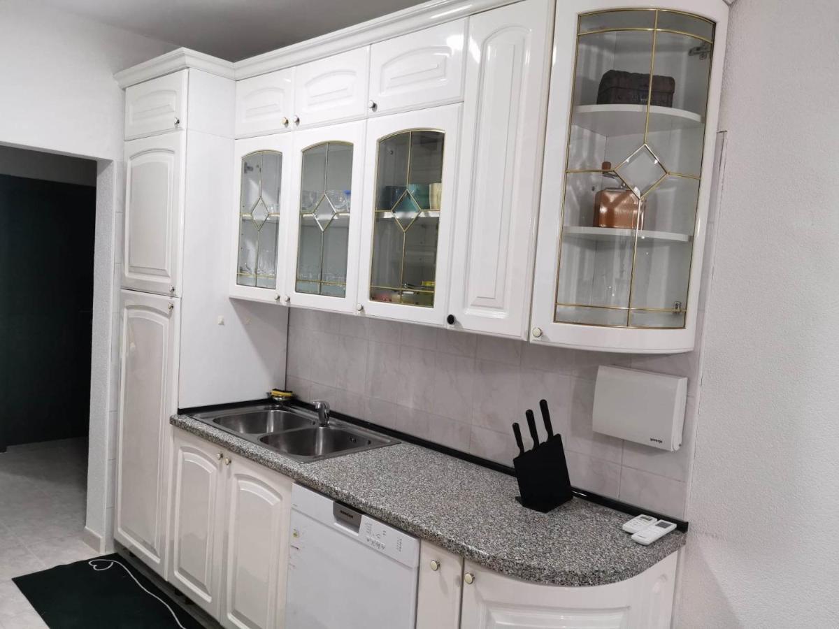 Guesthouse Nadia Сен Екстериор снимка