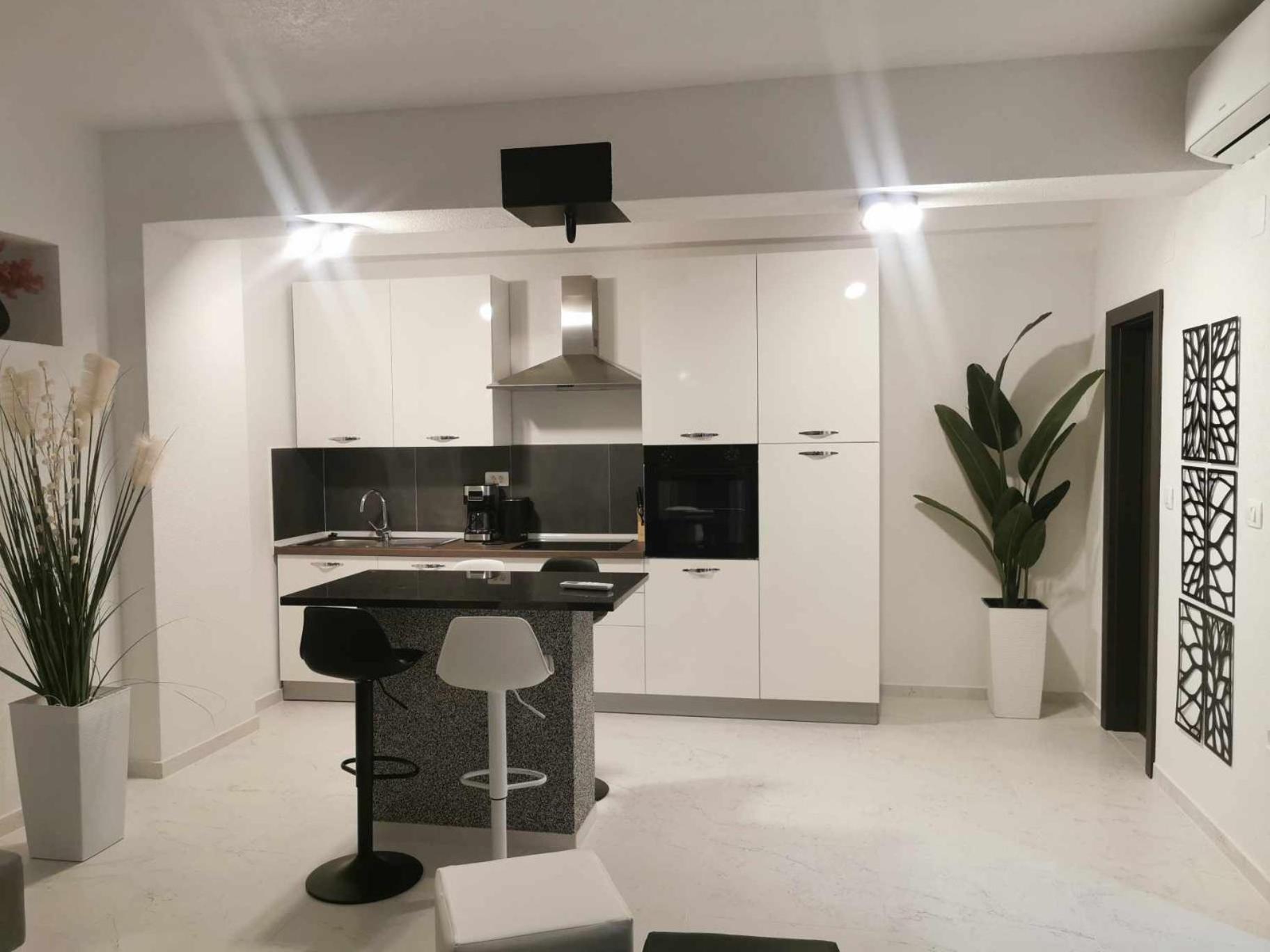 Guesthouse Nadia Сен Екстериор снимка