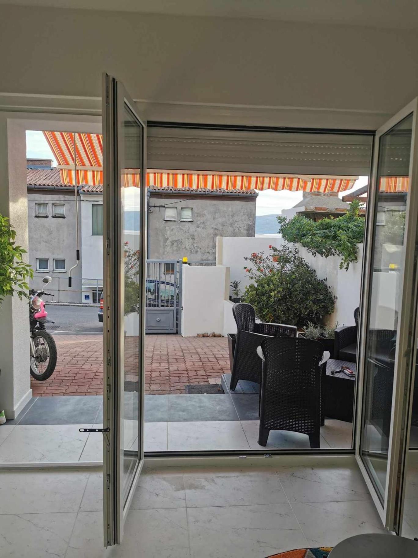Guesthouse Nadia Сен Екстериор снимка