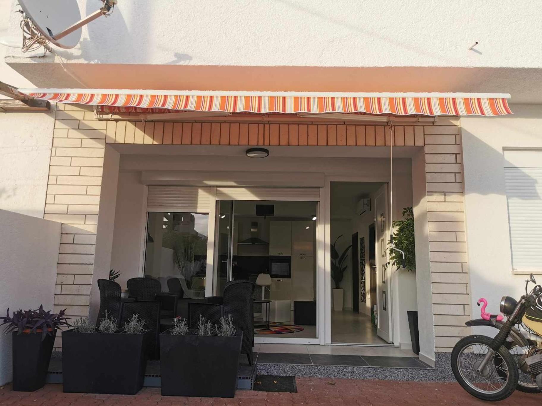 Guesthouse Nadia Сен Екстериор снимка