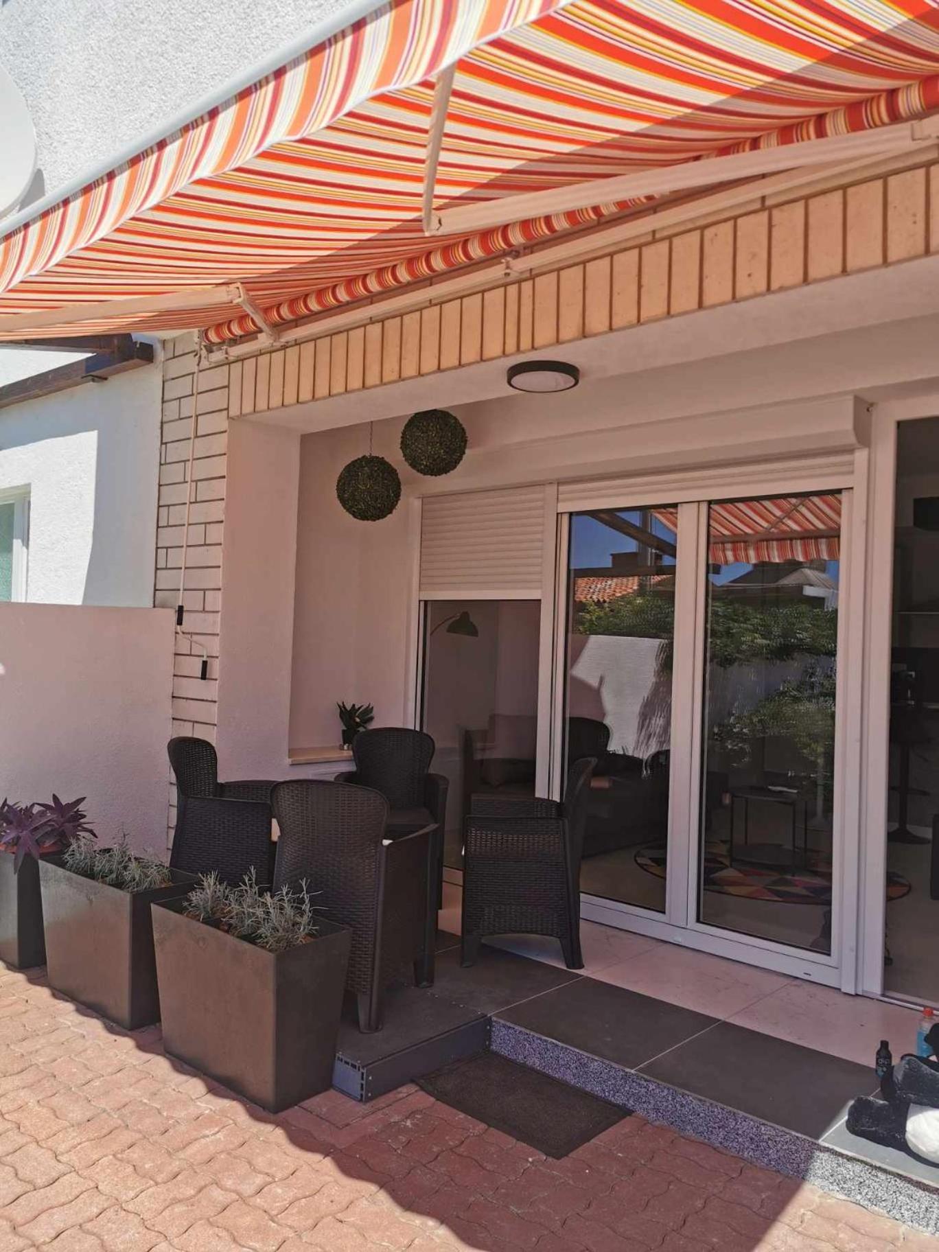 Guesthouse Nadia Сен Екстериор снимка