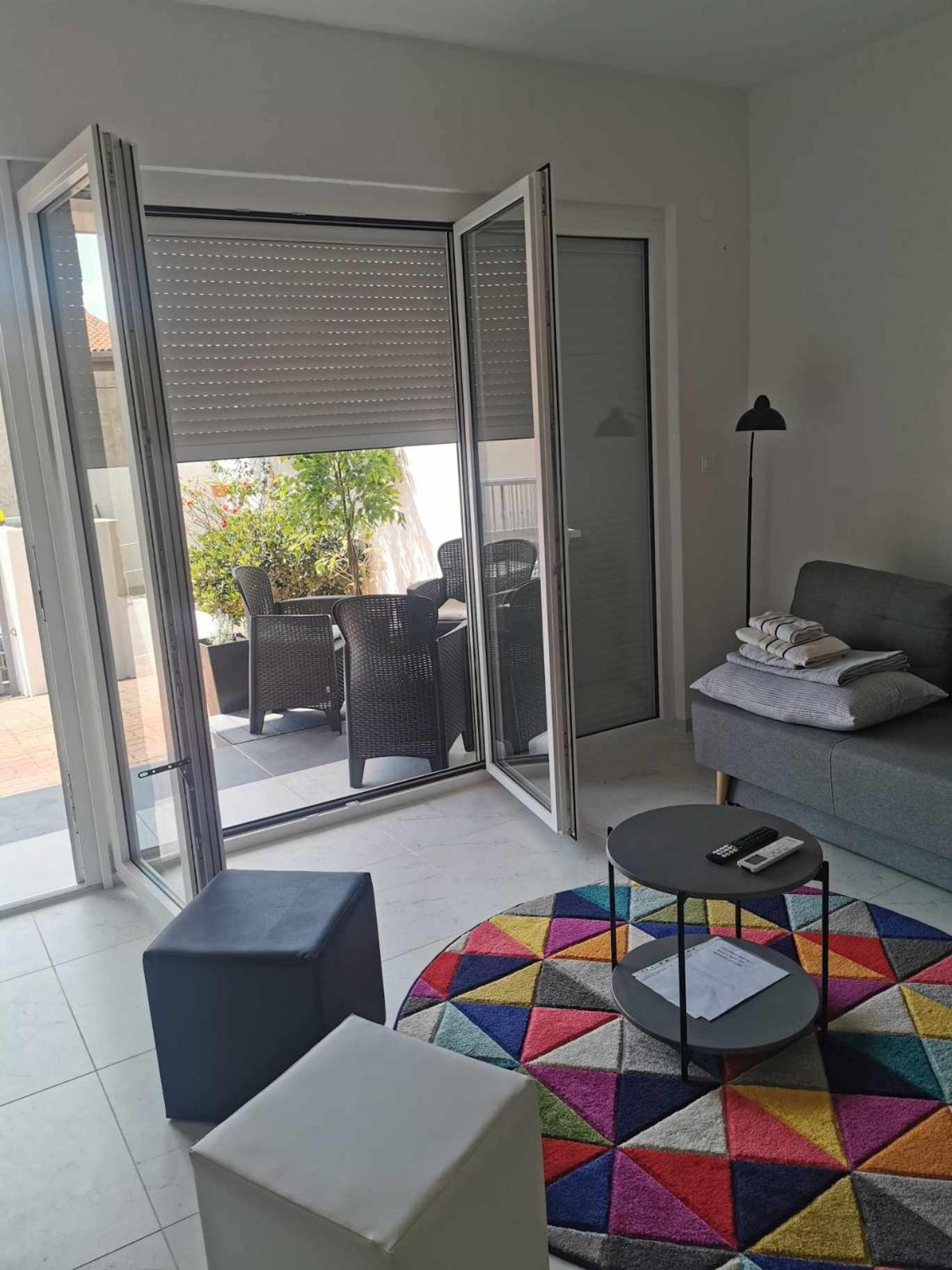Guesthouse Nadia Сен Екстериор снимка